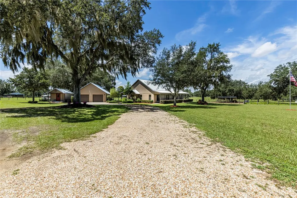 10640 Em En El Grove Road Leesburg FL 34788
