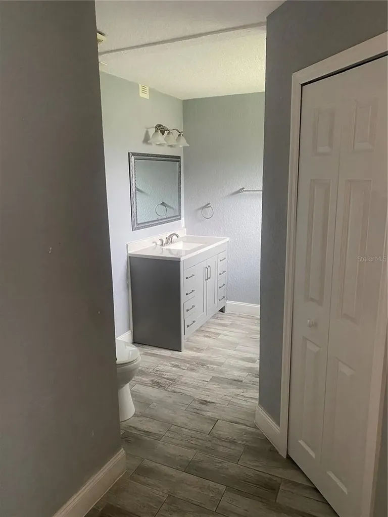 1608 Long Lane Apopka FL 32703
