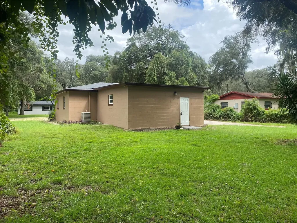 1608 Long Lane Apopka FL 32703