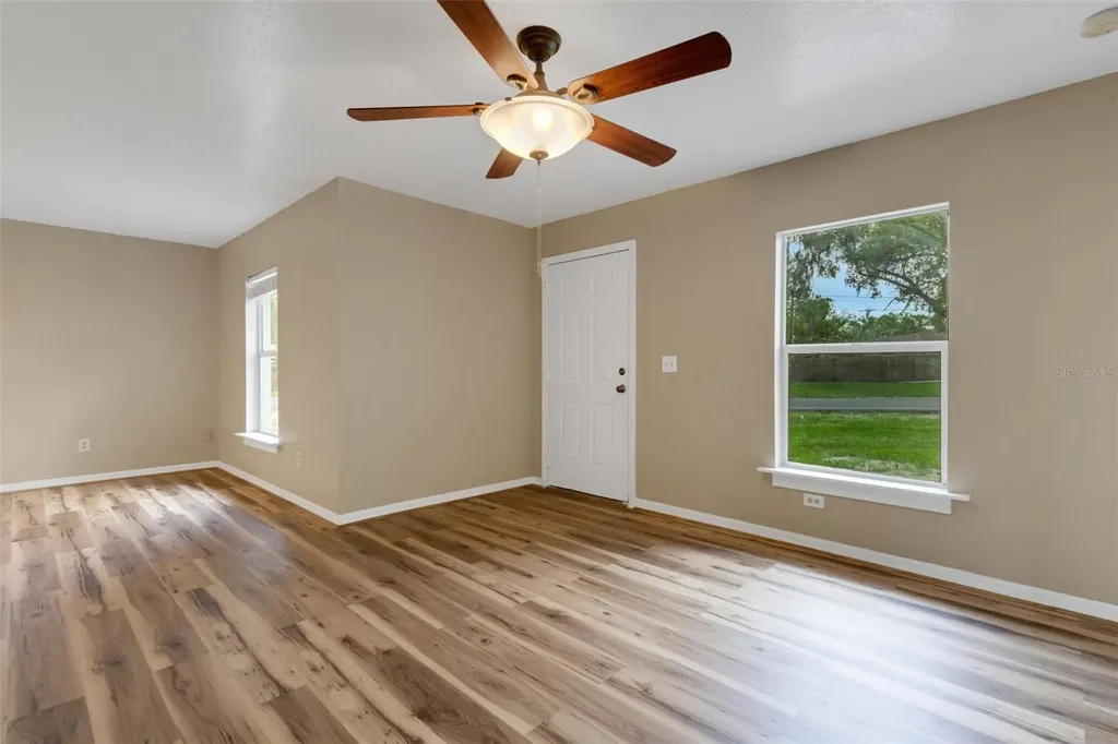 3100 W Reynolds Street Plant City FL 33563