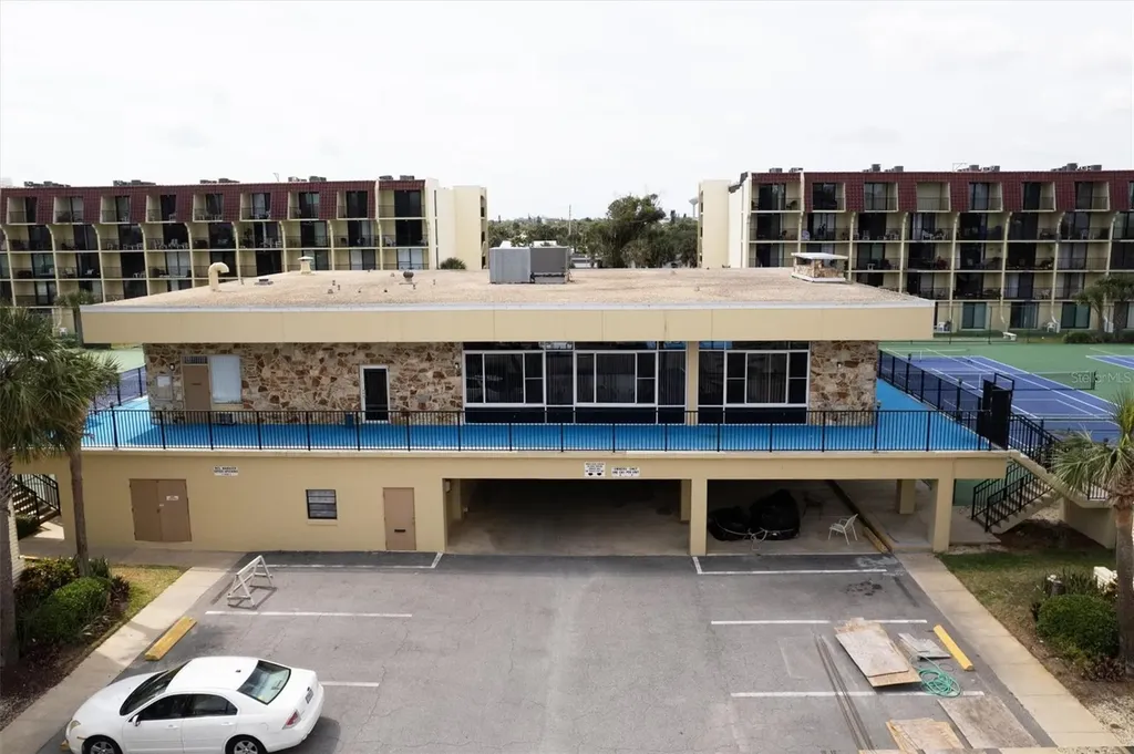 1433 N Atlantic Avenue Daytona Beach FL 32118