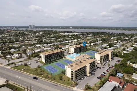 1433 N Atlantic Avenue Daytona Beach FL 32118