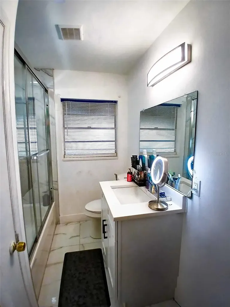 3006 W Kirby Street Tampa FL 33614