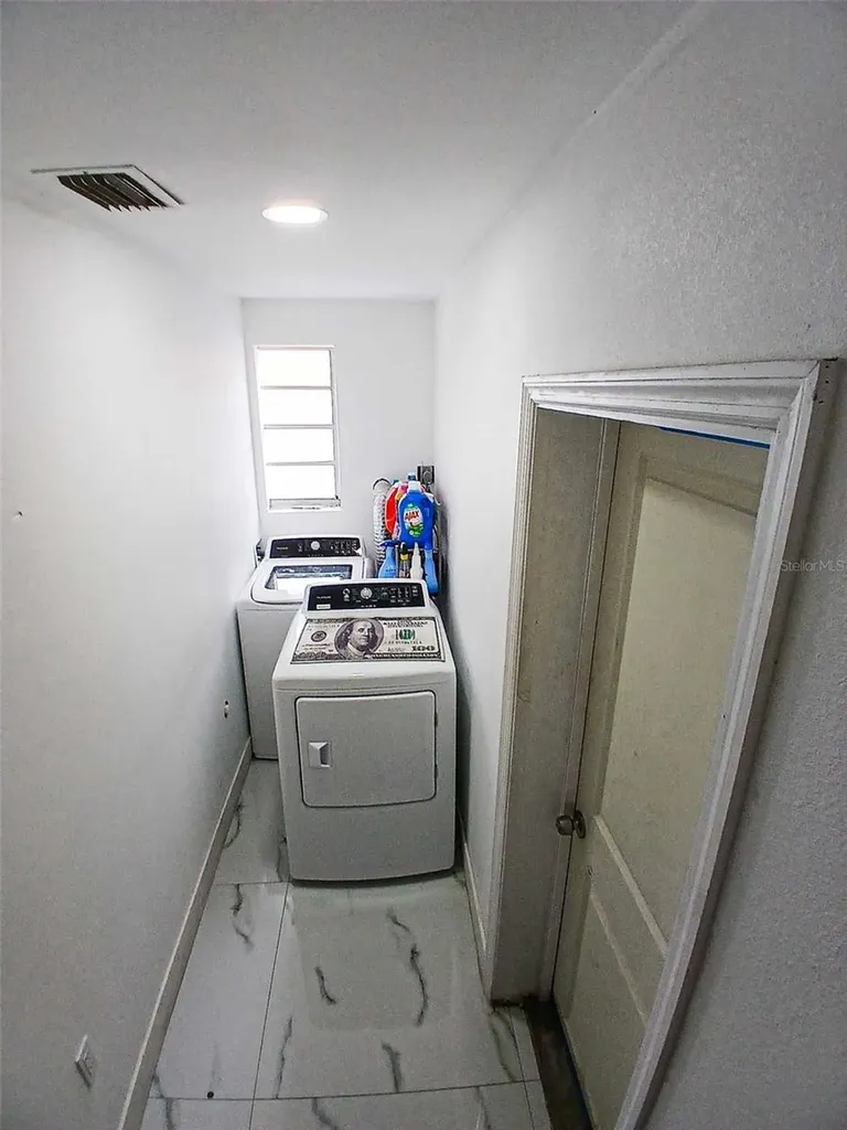3006 W Kirby Street Tampa FL 33614