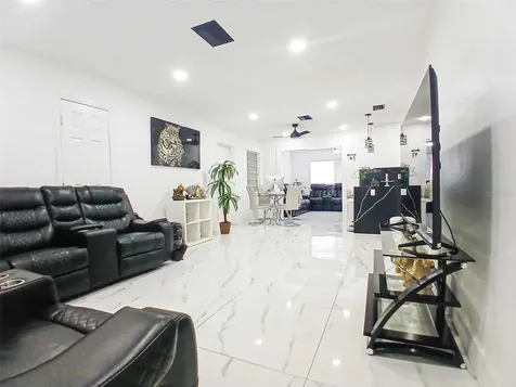 3006 W Kirby Street Tampa FL 33614