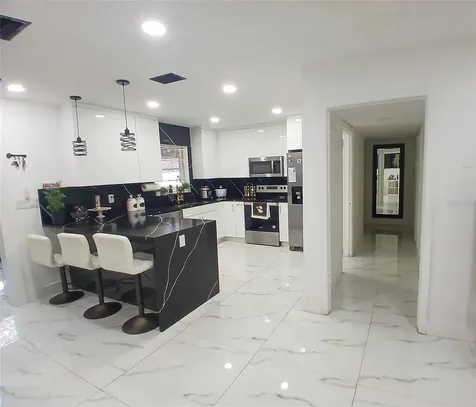3006 W Kirby Street Tampa FL 33614