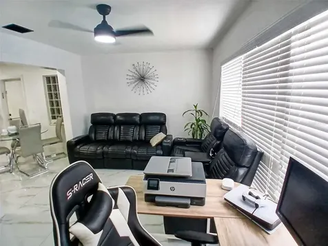 3006 W Kirby Street Tampa FL 33614