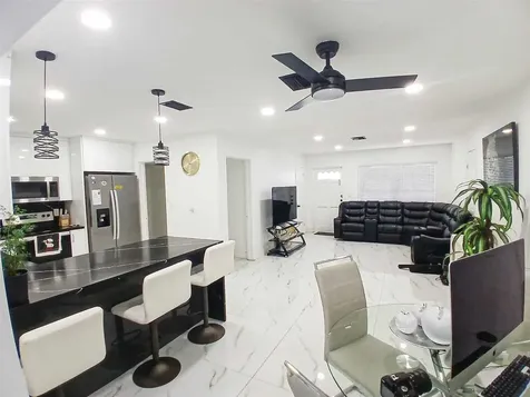 3006 W Kirby Street Tampa FL 33614
