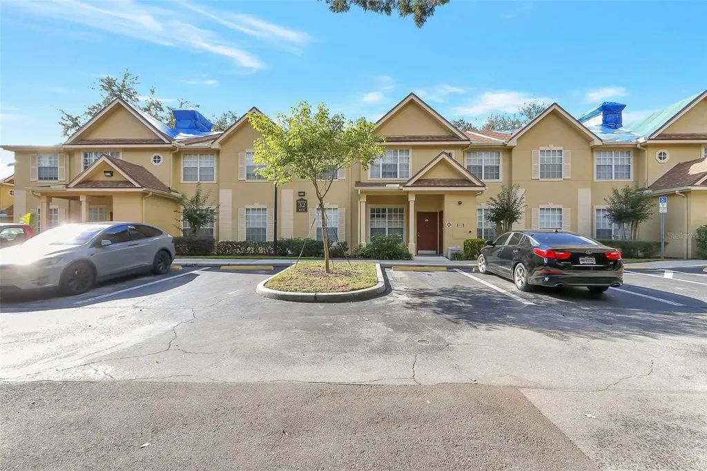 819 Grand Regency Point Altamonte Springs FL 32714