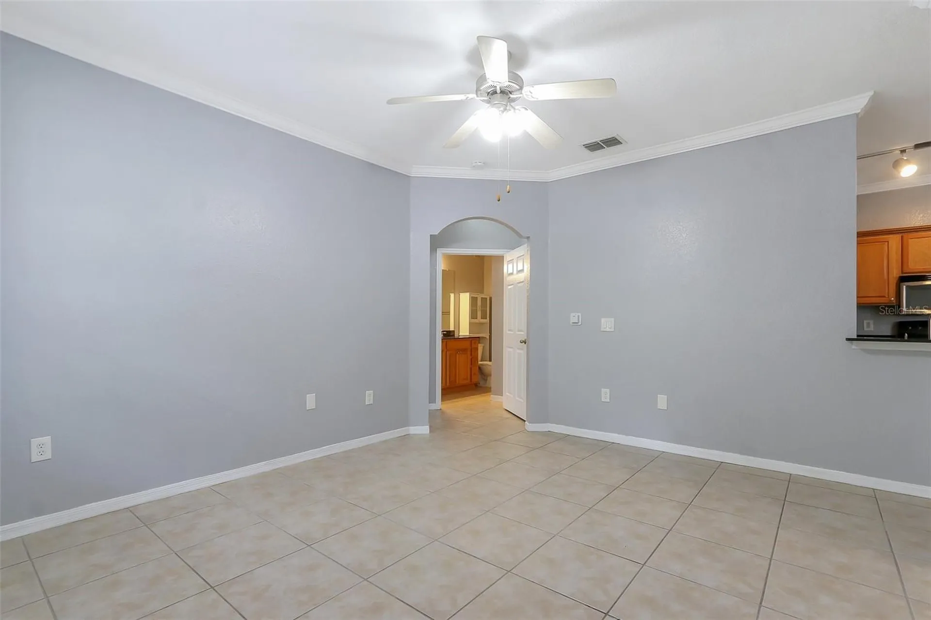 819 Grand Regency Point Altamonte Springs FL 32714