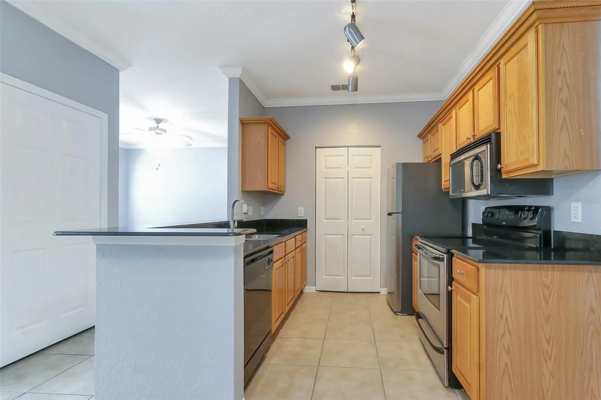 819 Grand Regency Point Altamonte Springs FL 32714