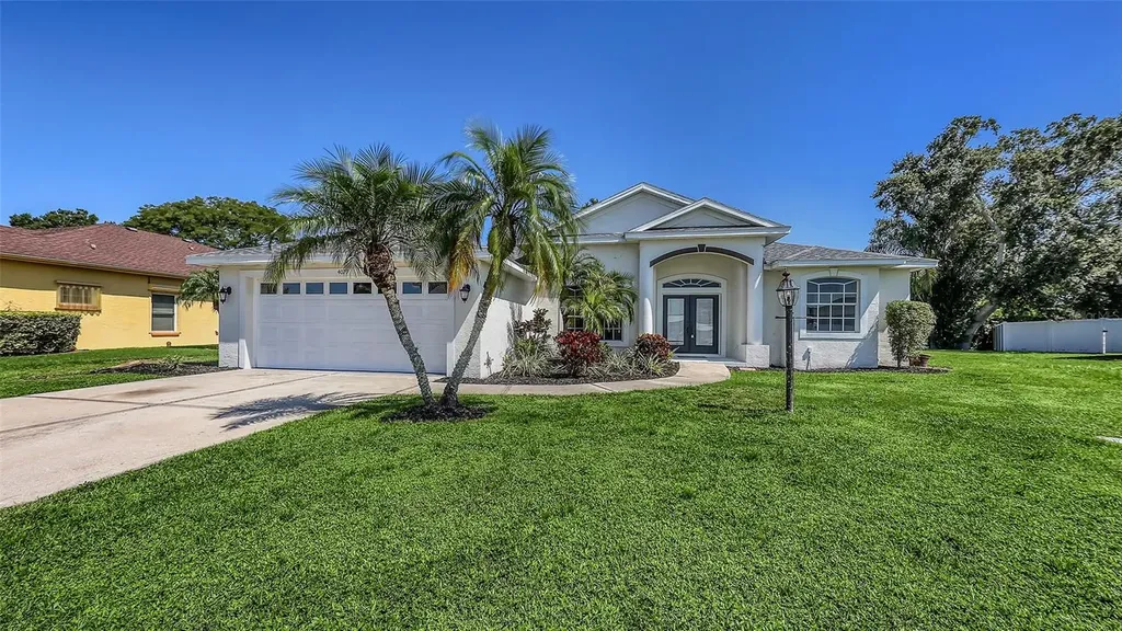 4079 Green Tree Avenue Sarasota FL 34233