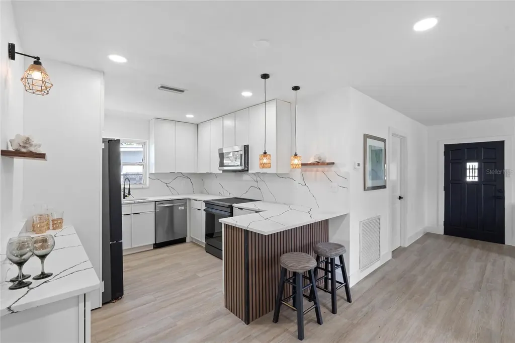 1826 Nevada Avenue NE St Petersburg FL 33703