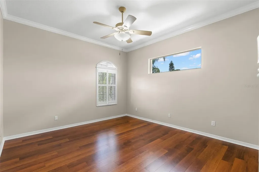 636 Bayshore Drive Tarpon Springs FL 34689