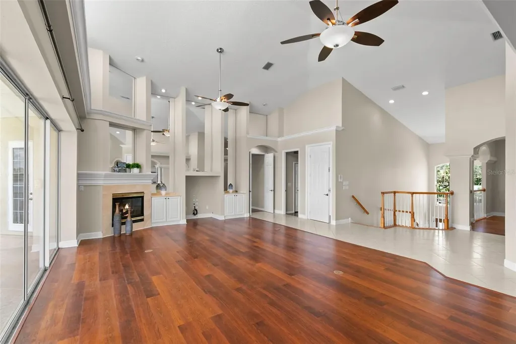 636 Bayshore Drive Tarpon Springs FL 34689