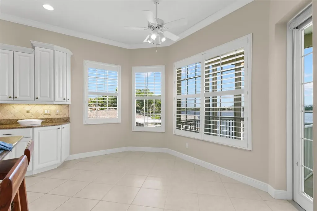 636 Bayshore Drive Tarpon Springs FL 34689