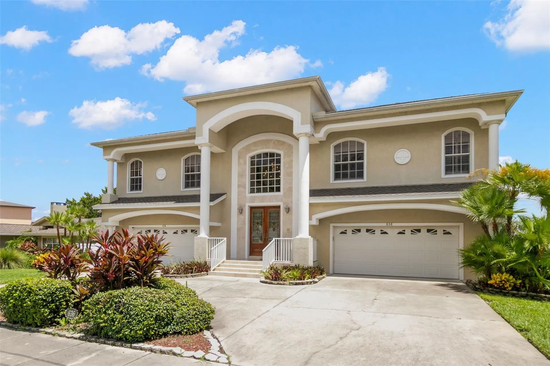 636 Bayshore Drive Tarpon Springs FL 34689