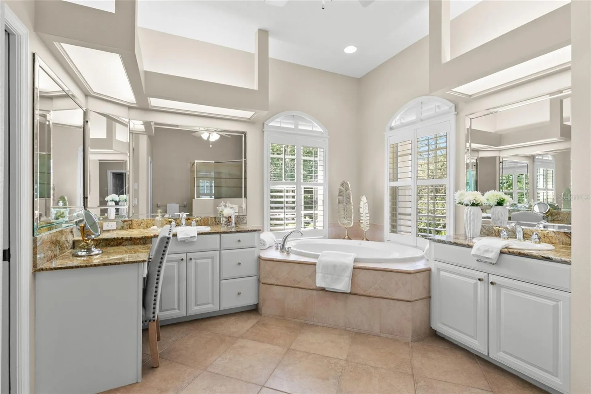 636 Bayshore Drive Tarpon Springs FL 34689