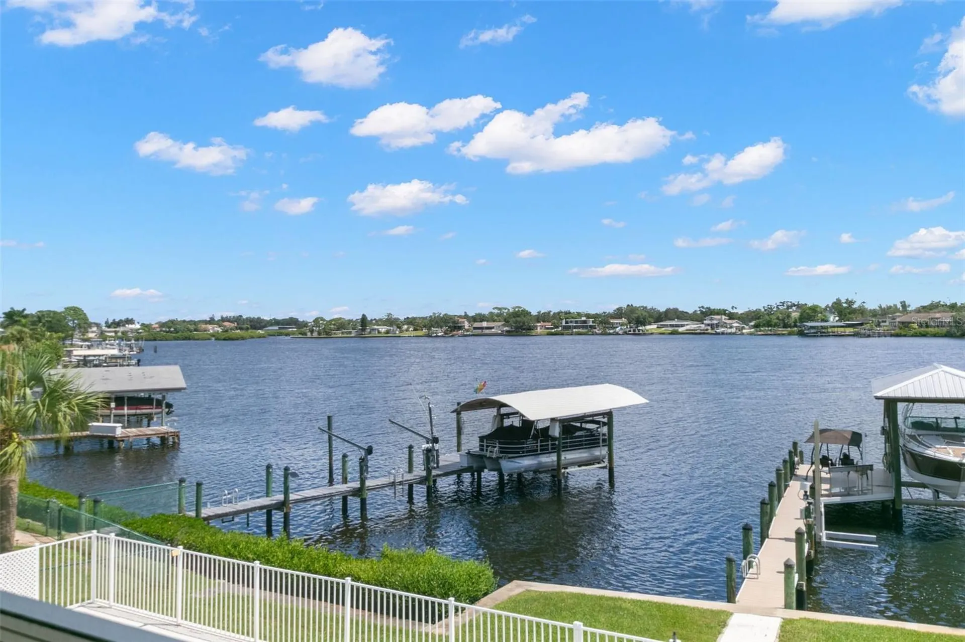 636 Bayshore Drive Tarpon Springs FL 34689