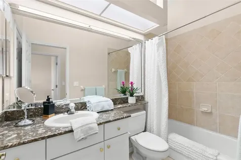 636 Bayshore Drive Tarpon Springs FL 34689
