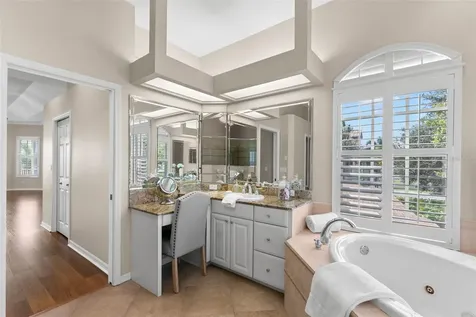 636 Bayshore Drive Tarpon Springs FL 34689