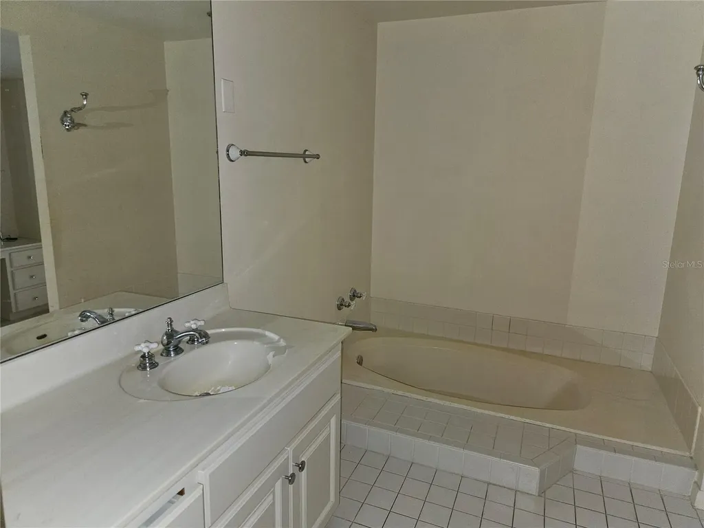 1 Beach Drive SE St Petersburg FL 33701