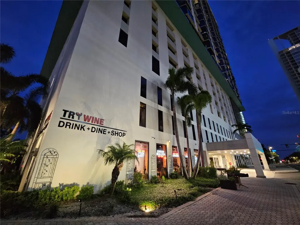 1 Beach Drive SE St Petersburg FL 33701