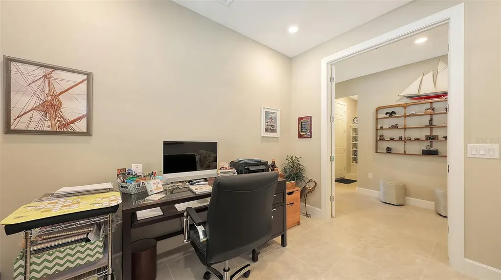 5741 Bay Pine Way Sarasota FL 34238