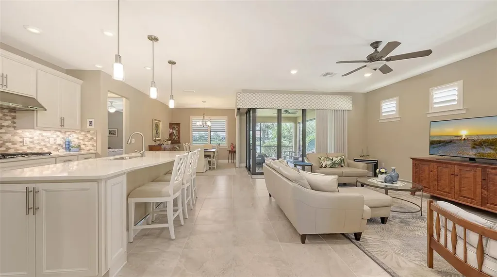5741 Bay Pine Way Sarasota FL 34238