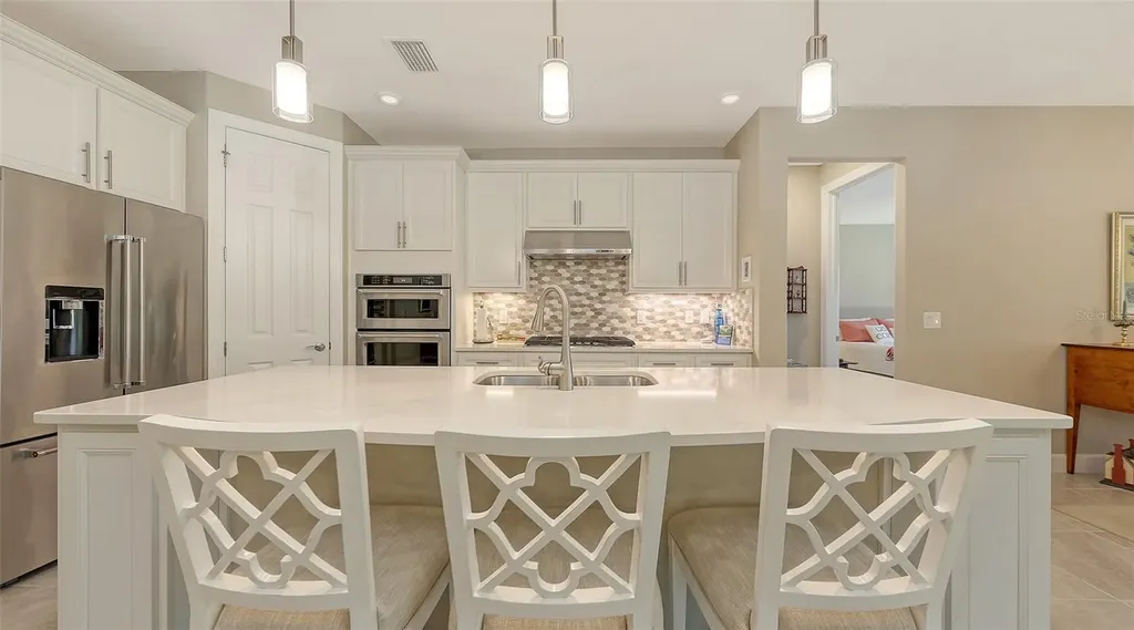 5741 Bay Pine Way Sarasota FL 34238