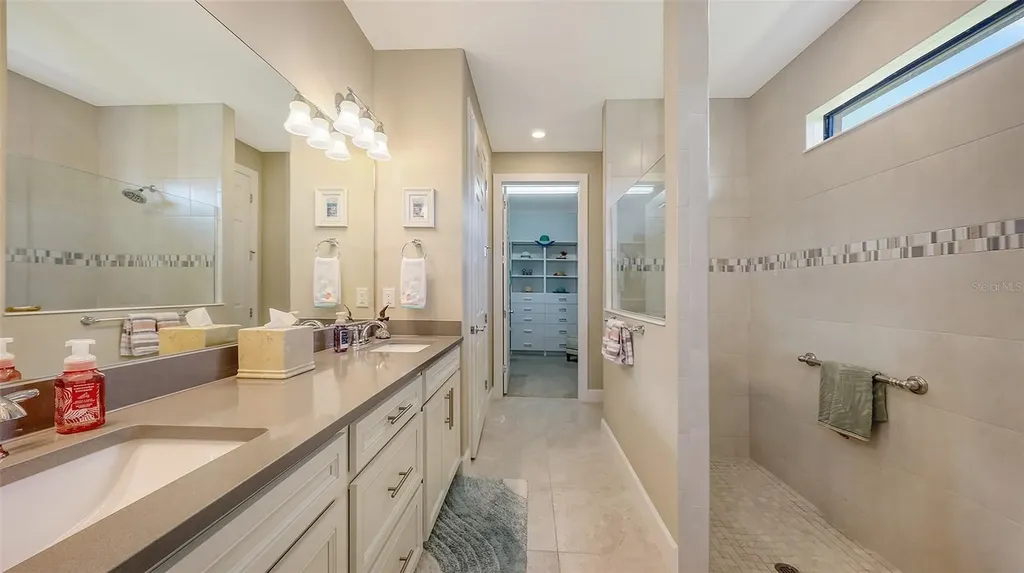 5741 Bay Pine Way Sarasota FL 34238