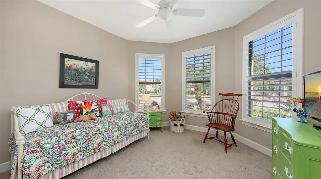 5741 Bay Pine Way Sarasota FL 34238