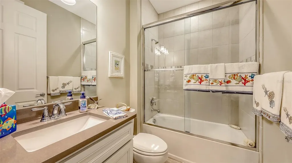 5741 Bay Pine Way Sarasota FL 34238