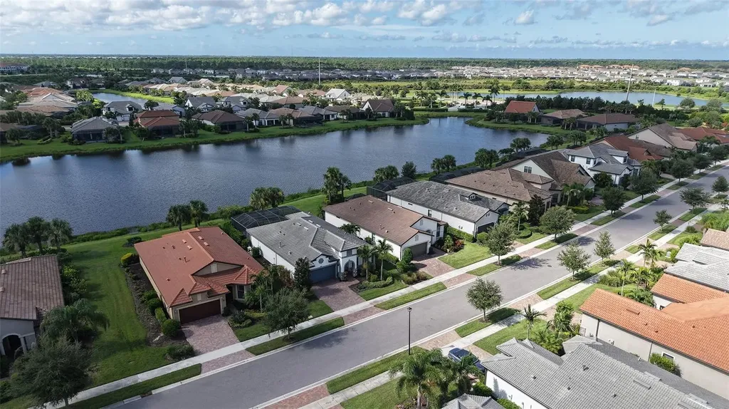 5741 Bay Pine Way Sarasota FL 34238