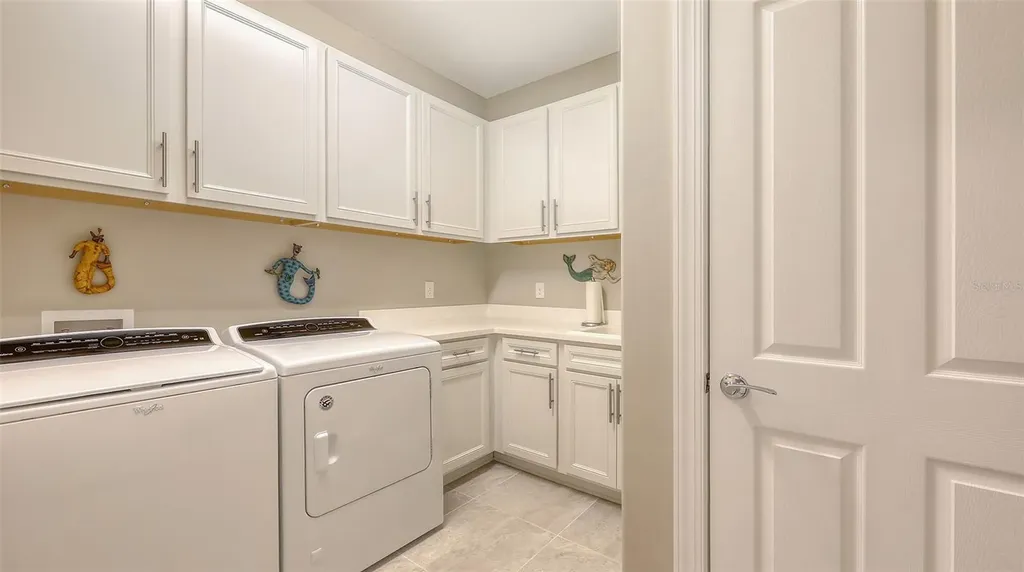 5741 Bay Pine Way Sarasota FL 34238