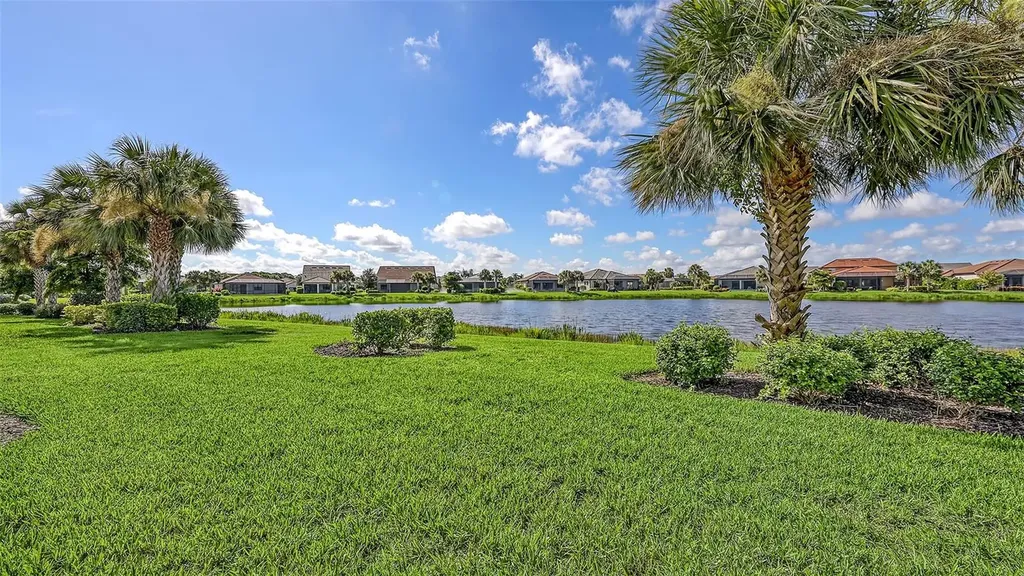 5741 Bay Pine Way Sarasota FL 34238