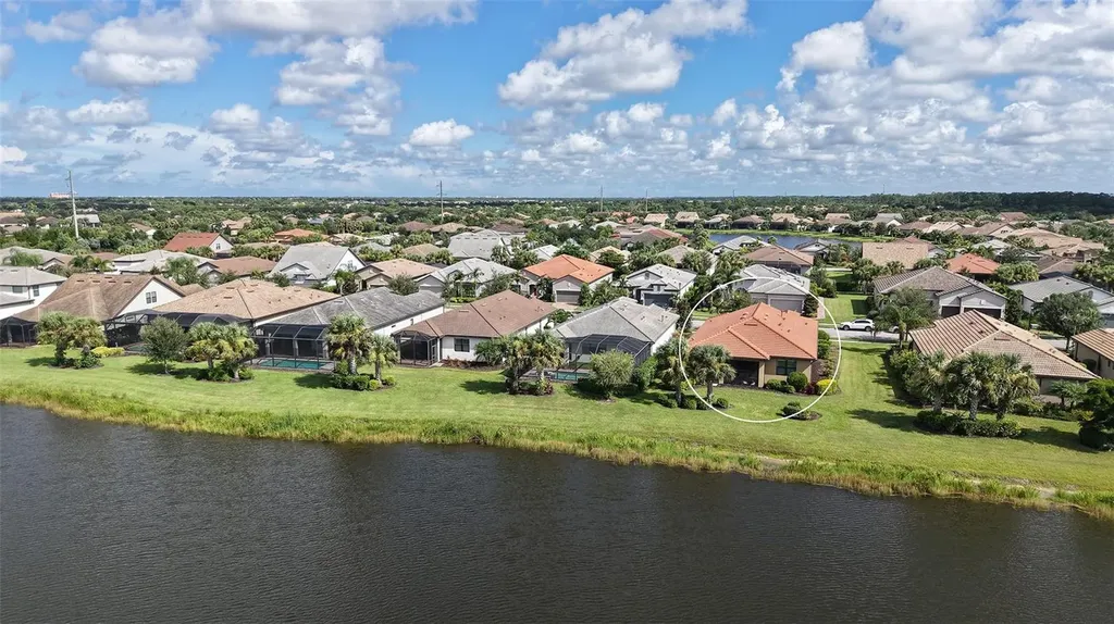 5741 Bay Pine Way Sarasota FL 34238