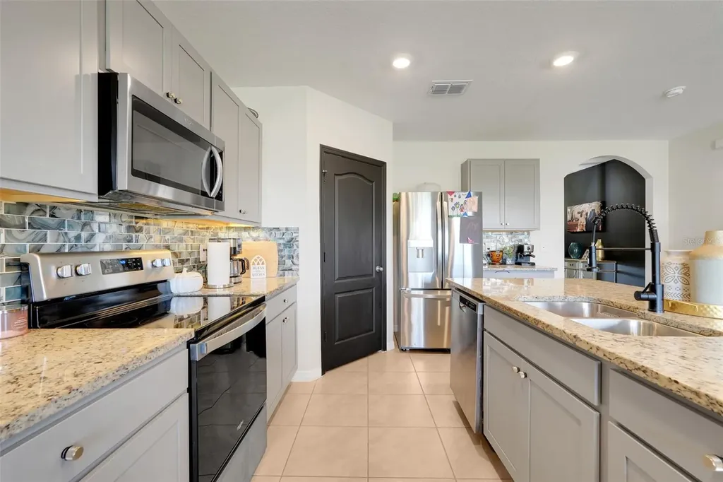 9654 Black Walnut Drive Clermont FL 34715