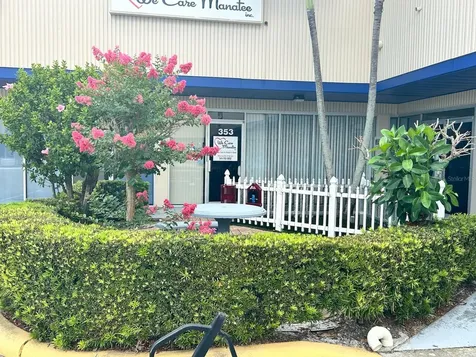 353 6th Avenue W Bradenton FL 34205