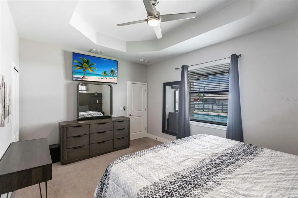 217 SW 10th Place Cape Coral FL 33991