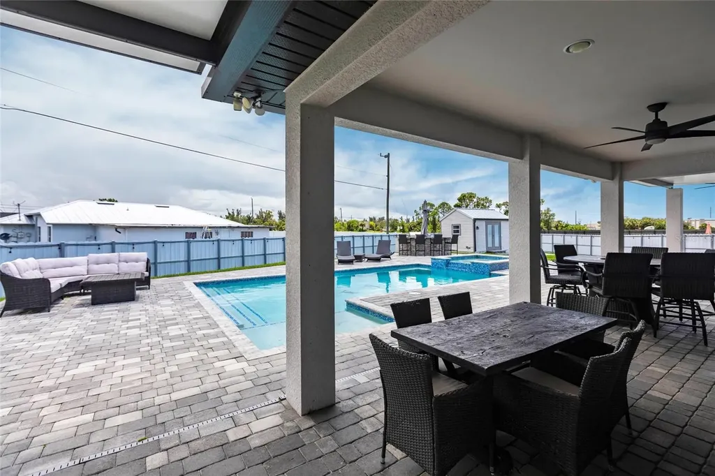 217 SW 10th Place Cape Coral FL 33991