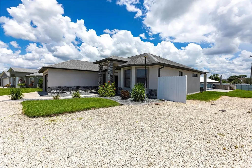 217 SW 10th Place Cape Coral FL 33991