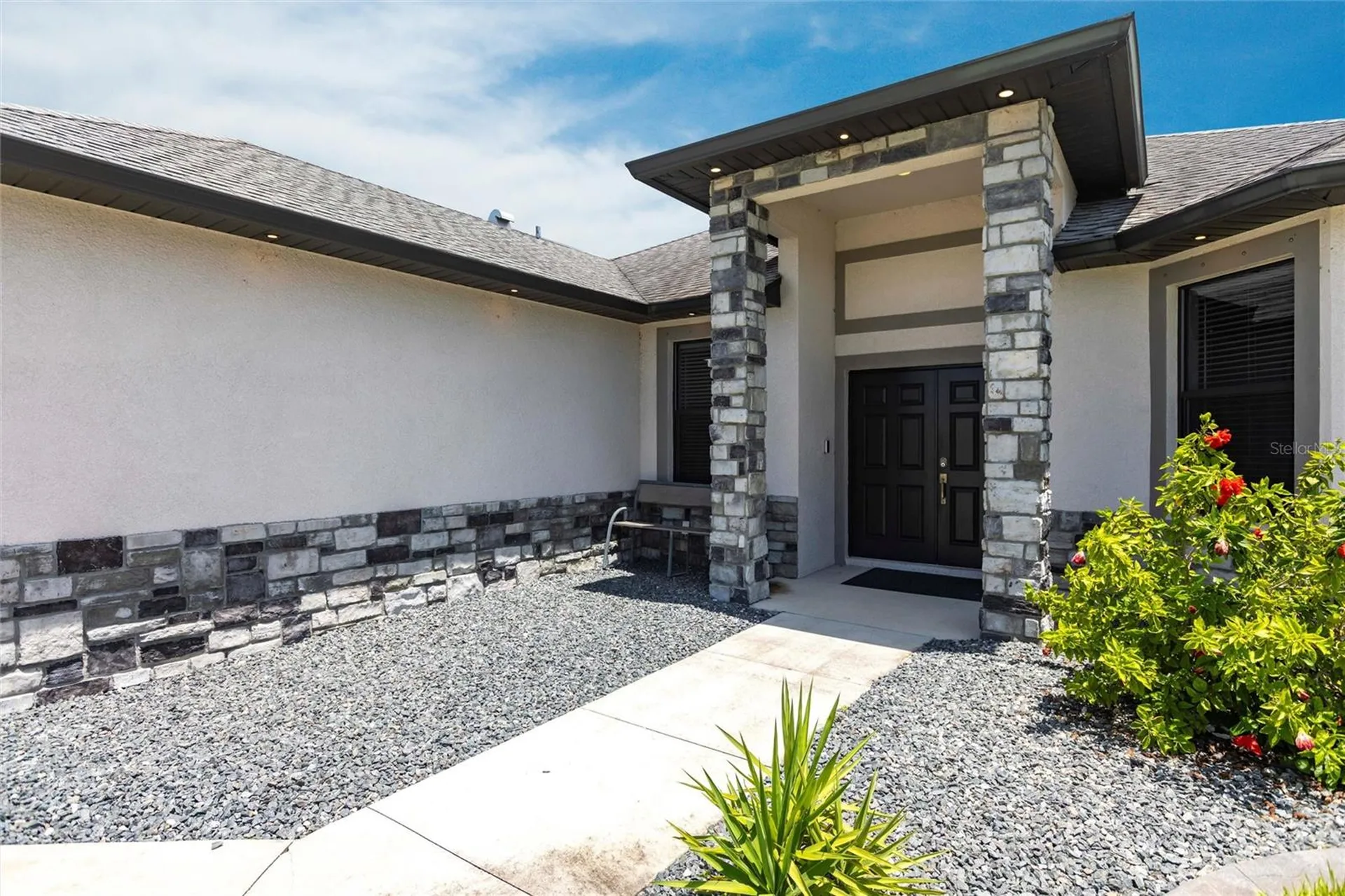 217 SW 10th Place Cape Coral FL 33991