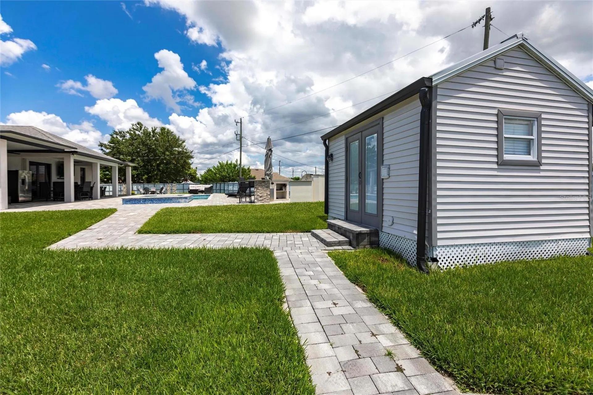 217 SW 10th Place Cape Coral FL 33991