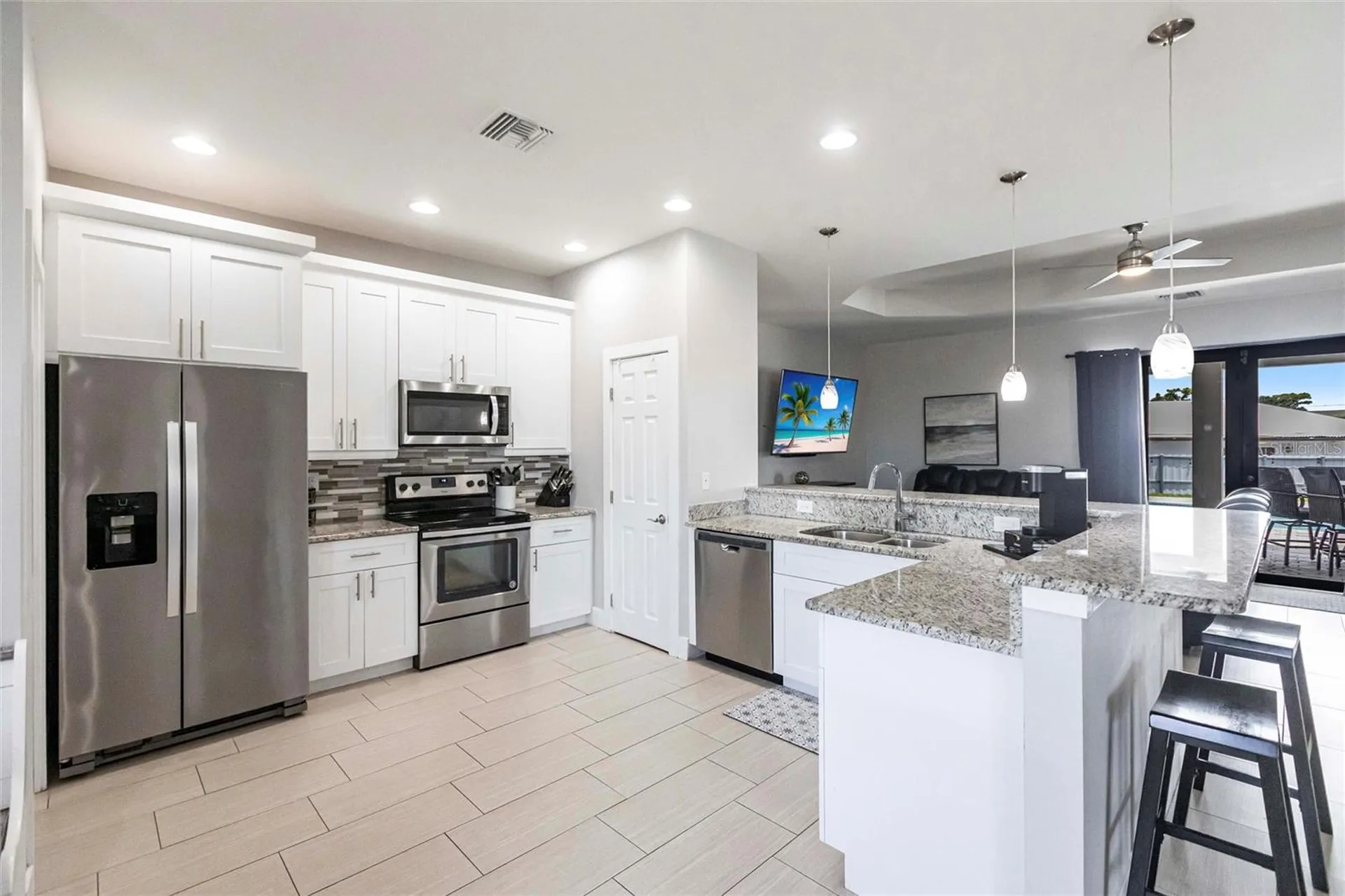 217 SW 10th Place Cape Coral FL 33991