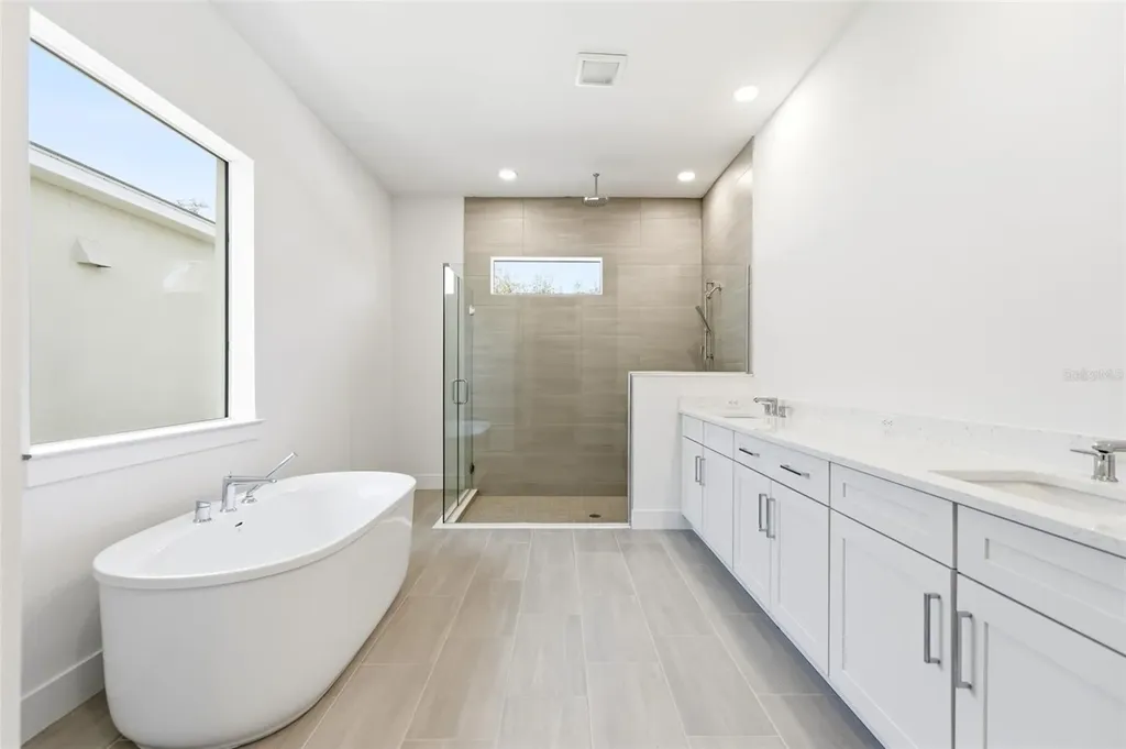 17715 Palmiste Drive Bradenton FL 34202