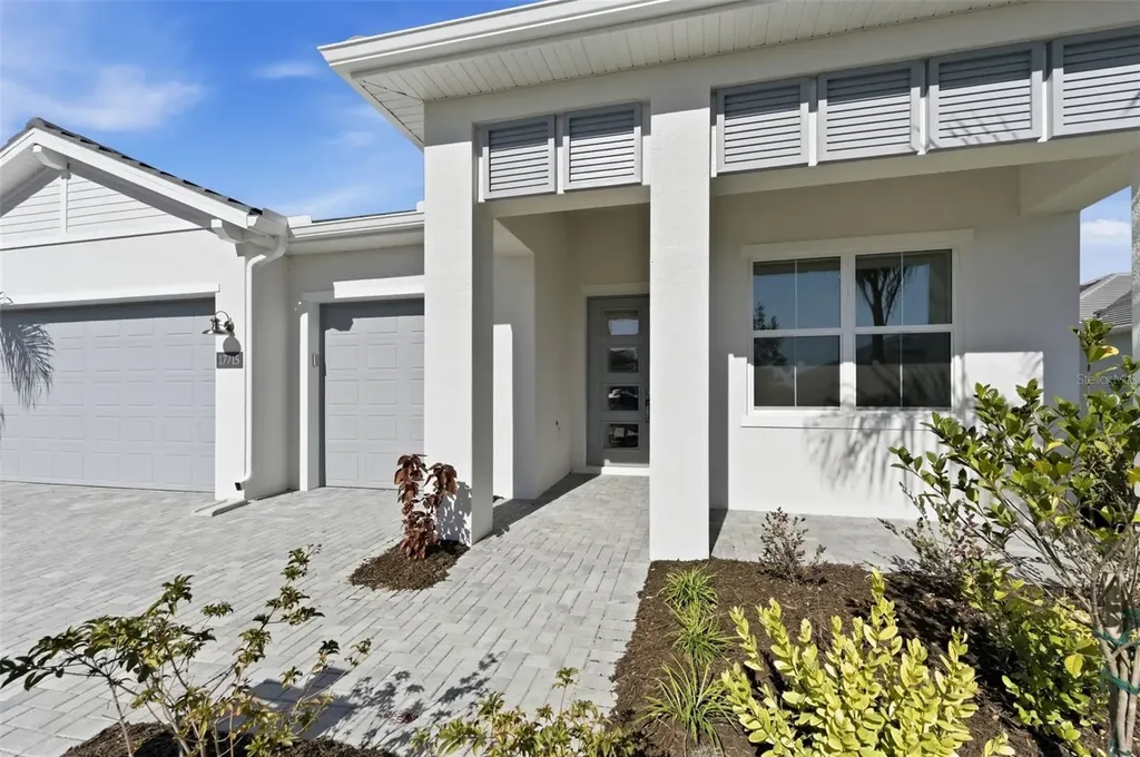 17715 Palmiste Drive Bradenton FL 34202