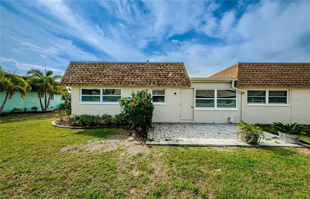 6935 Monte Carlo N Pinellas Park FL 33781