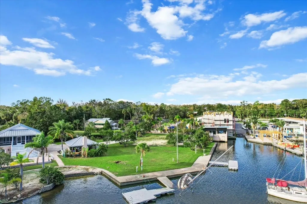 519 NW 7th Avenue Crystal River FL 34428