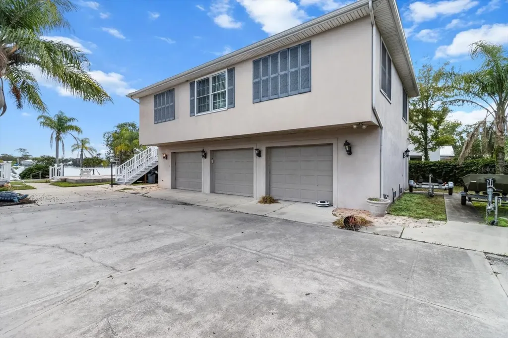 519 NW 7th Avenue Crystal River FL 34428
